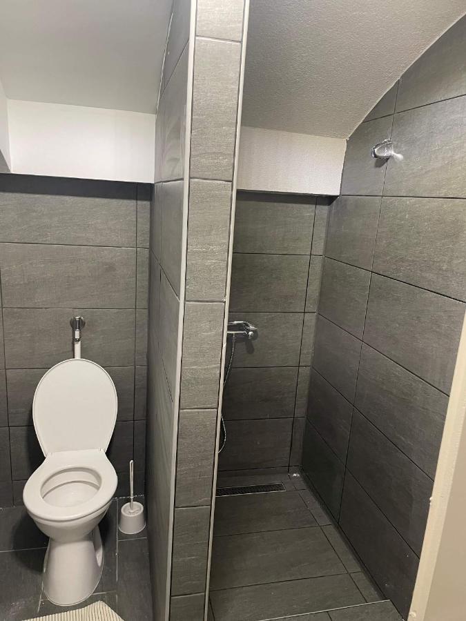 Centrum Wellness Hostel Дебрецен Екстериор снимка