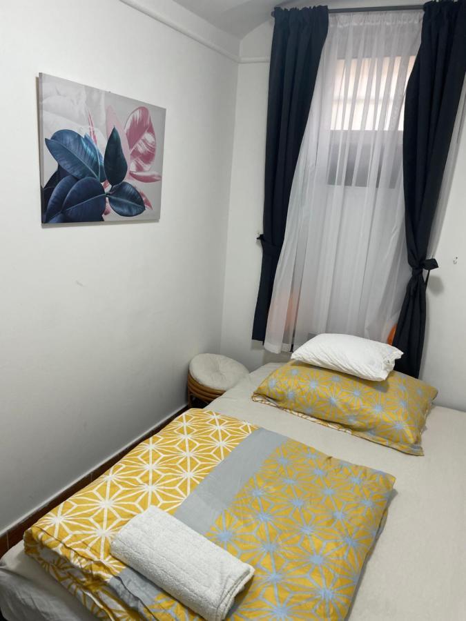 Centrum Wellness Hostel Дебрецен Екстериор снимка