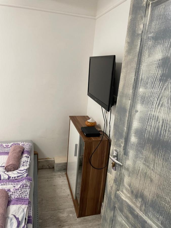 Centrum Wellness Hostel Дебрецен Екстериор снимка