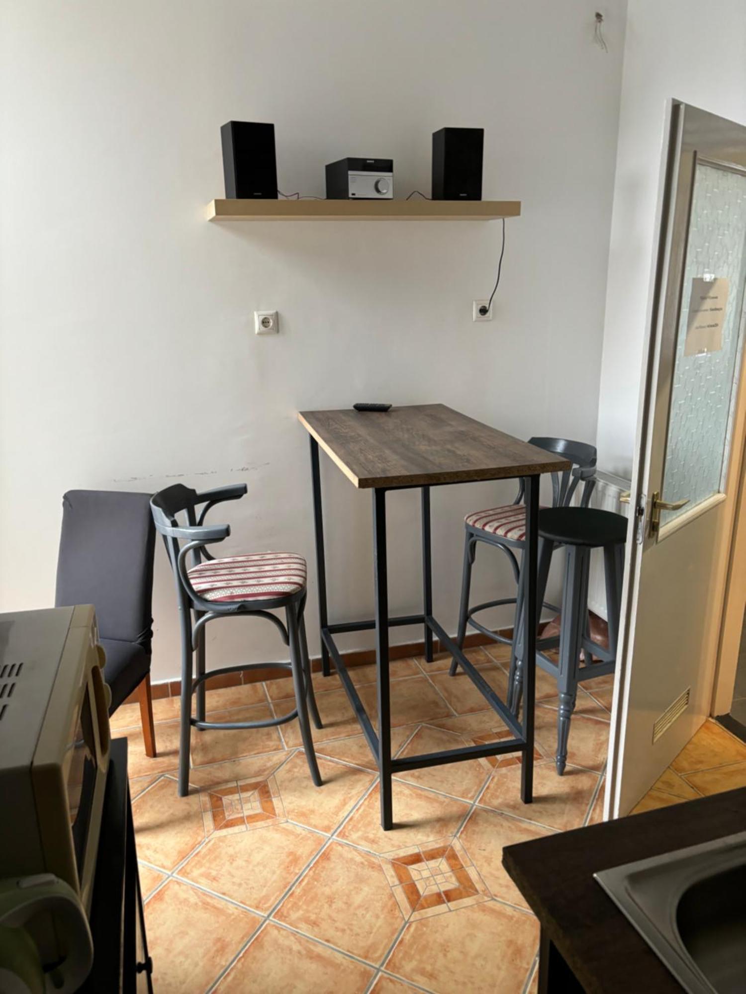 Centrum Wellness Hostel Дебрецен Екстериор снимка